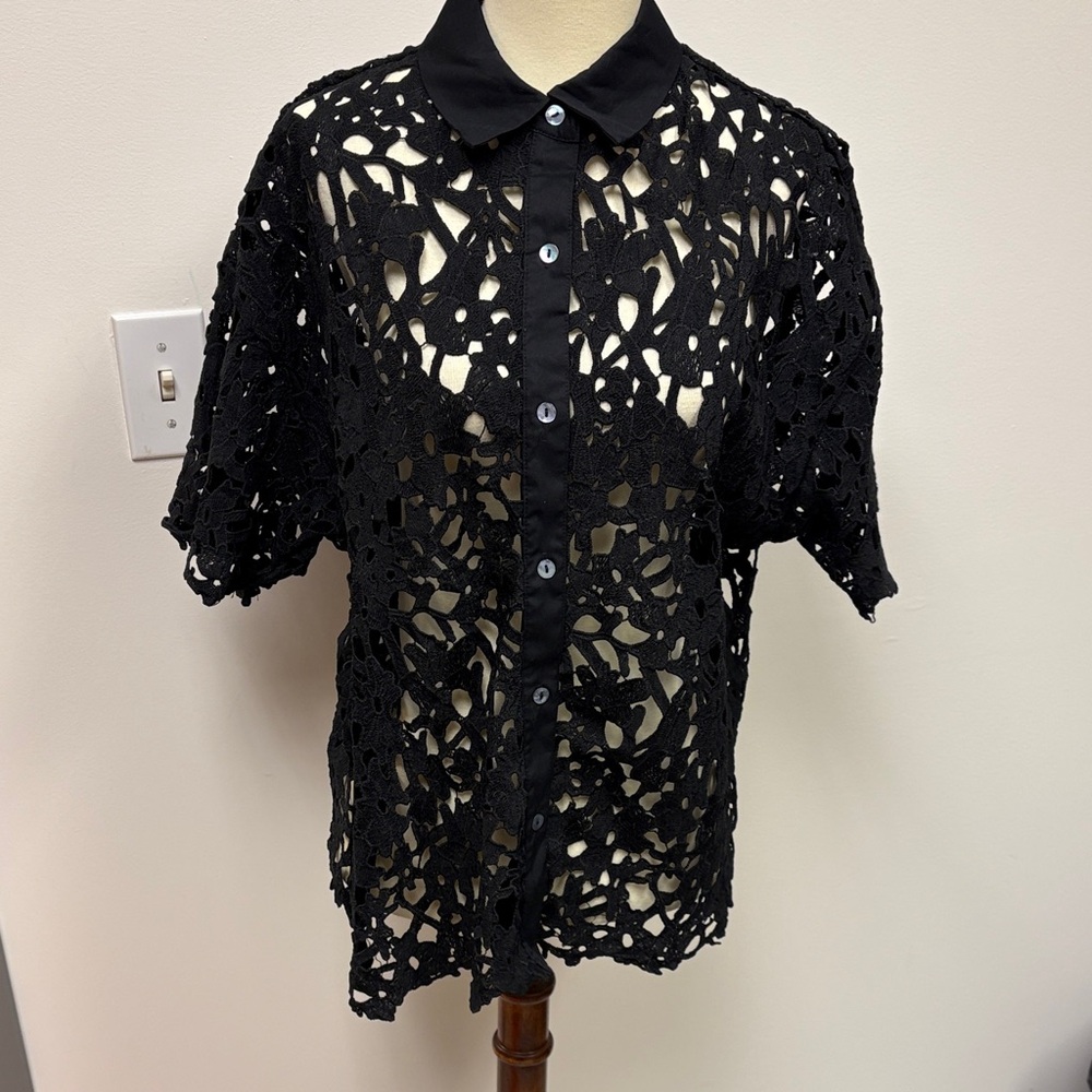 Chic Black Lace Women's Blouse
